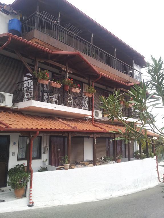Vassilis Guesthouse Rapsani Экстерьер фото